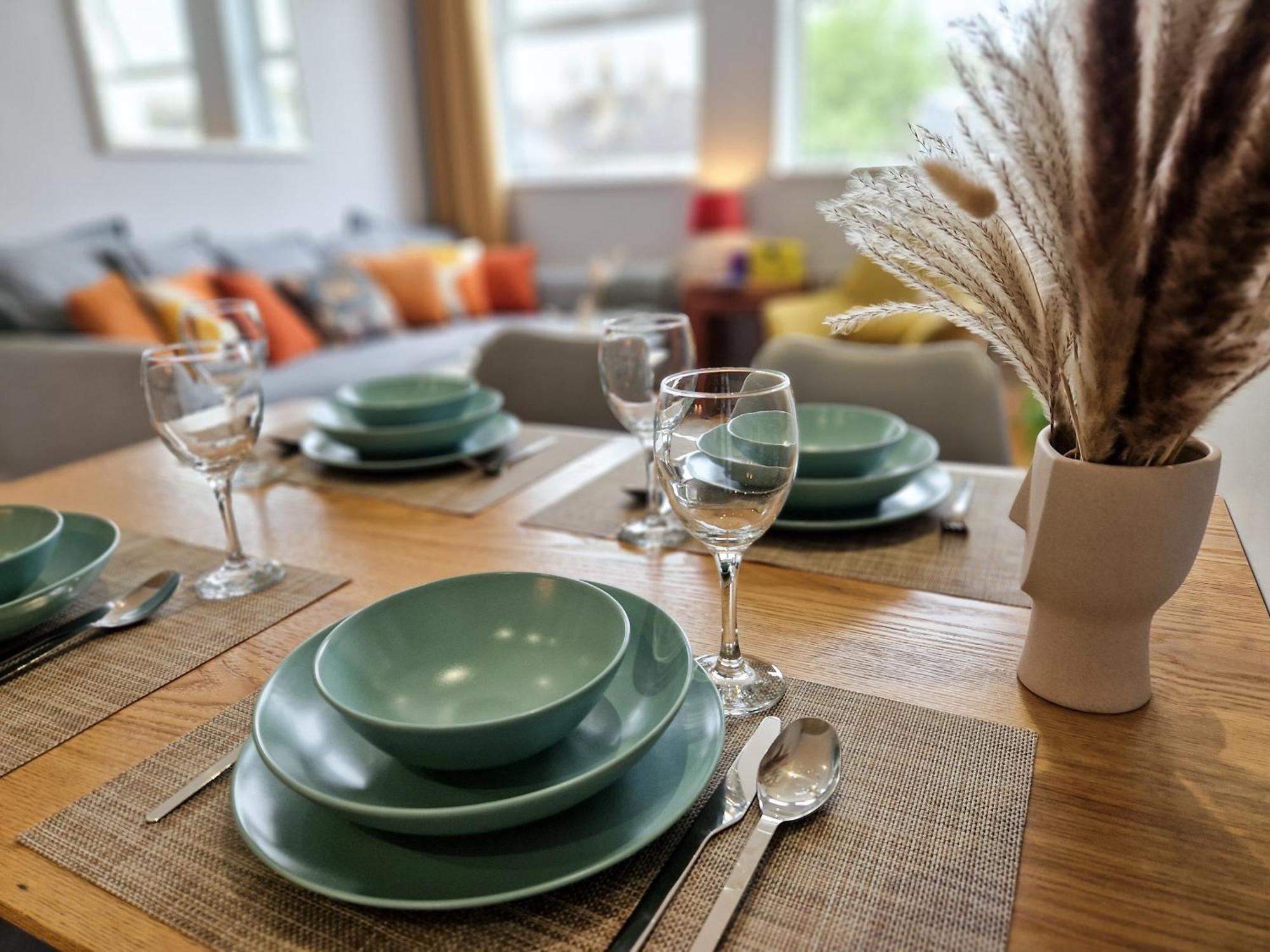 1-Bed Apartment, Close To Kensington Olympia With Free Wi-Fi & Netflix London Ngoại thất bức ảnh