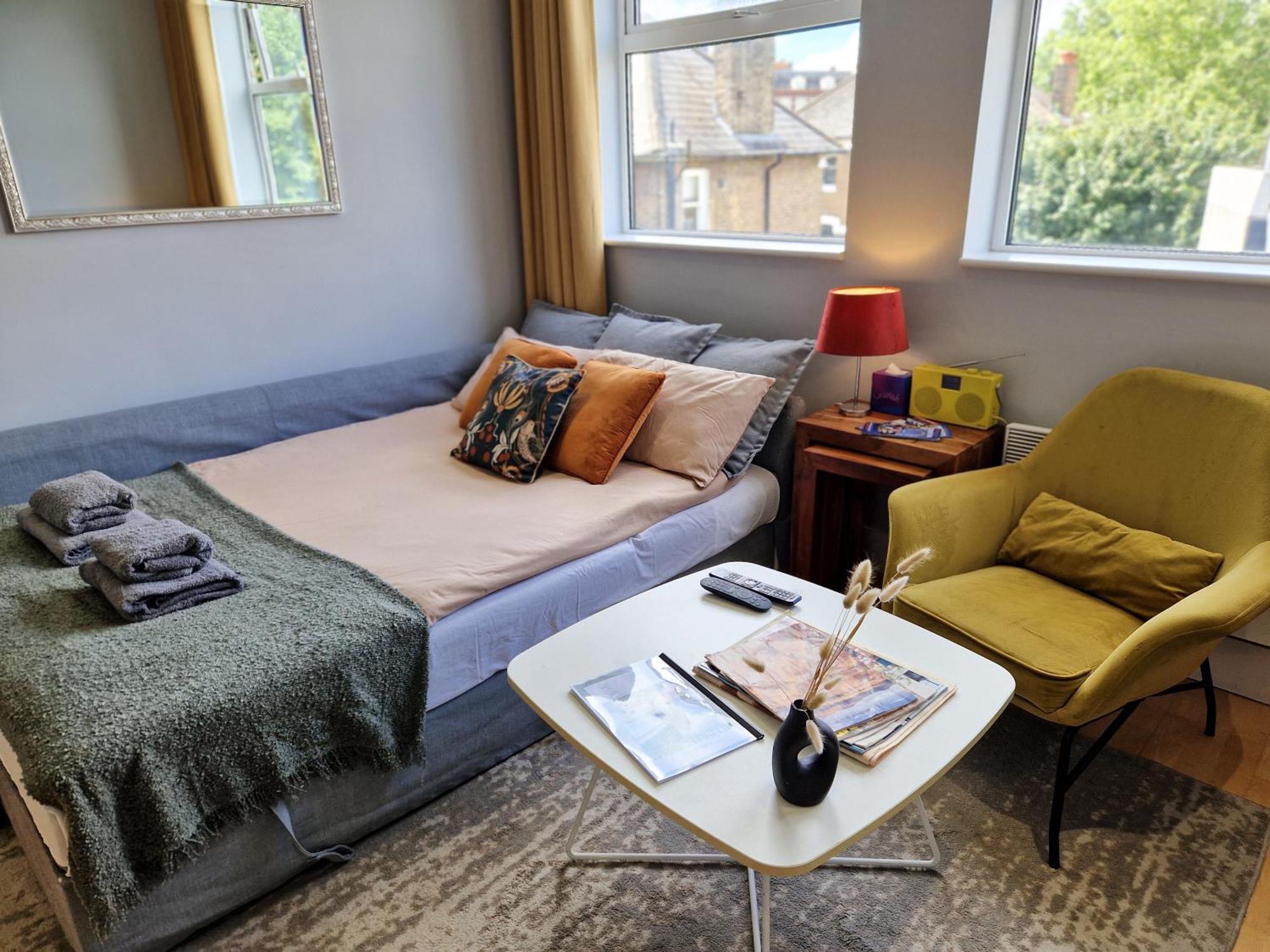 1-Bed Apartment, Close To Kensington Olympia With Free Wi-Fi & Netflix London Ngoại thất bức ảnh