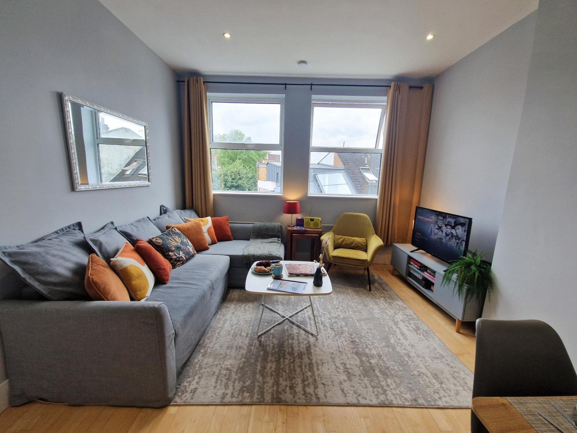 1-Bed Apartment, Close To Kensington Olympia With Free Wi-Fi & Netflix London Ngoại thất bức ảnh